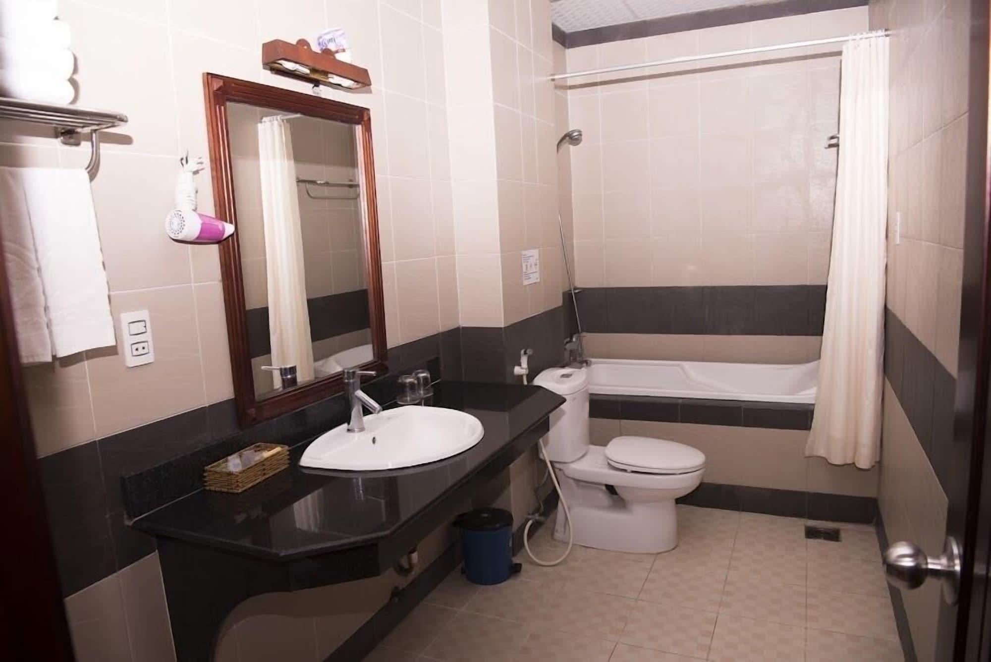 Ocean Star Hotel Vung Tau Esterno foto